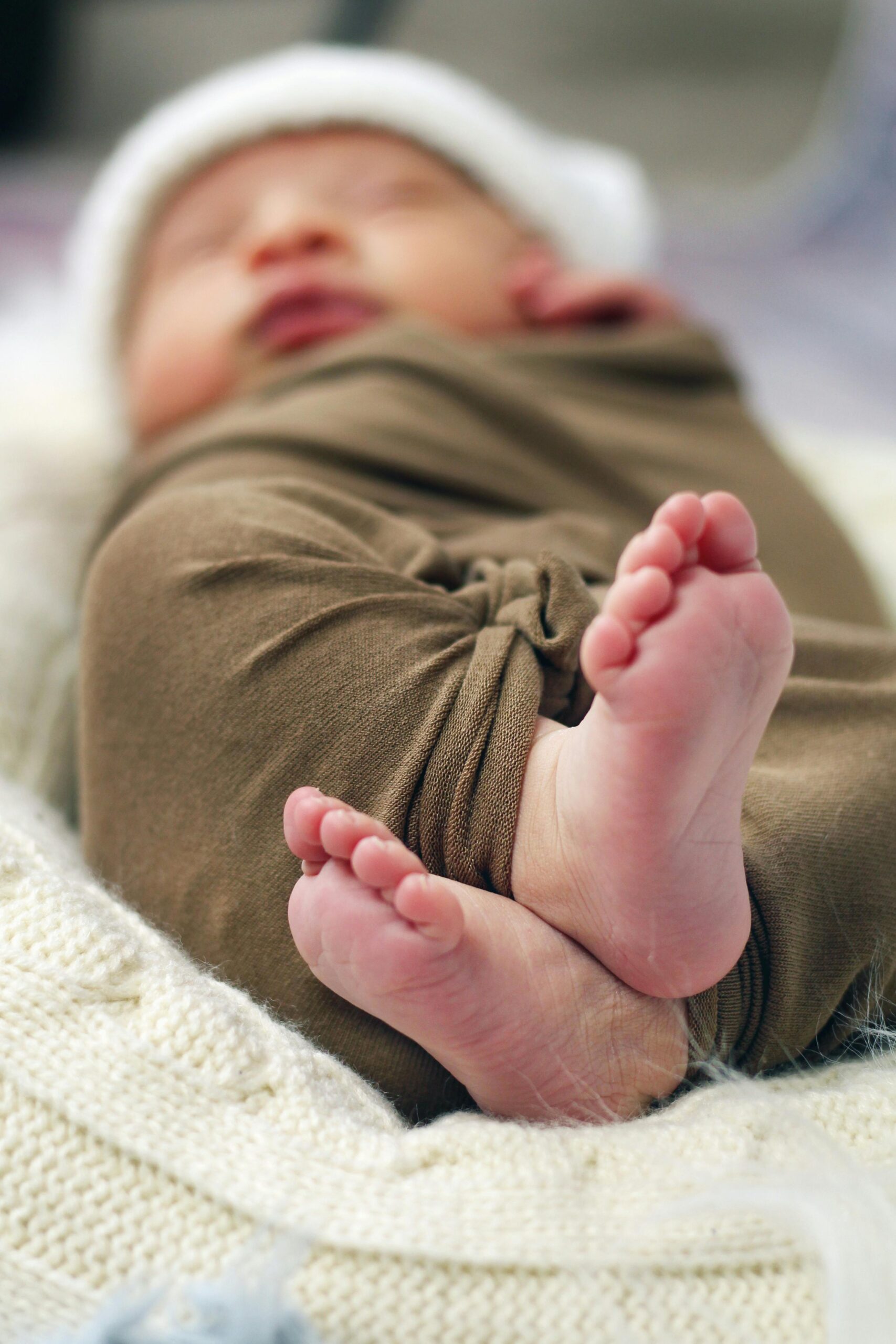 Capturing Newborns: Safety and Photography Tips